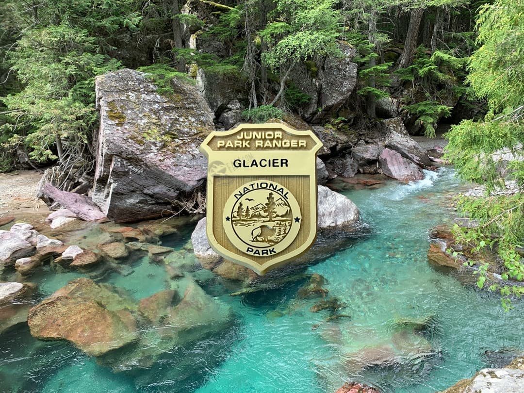 Glacier Junior Ranger Badge