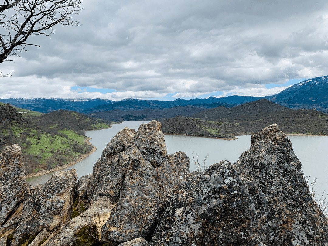 Van Life: Great Rock Climbing, Hikes and Dining in the Rogue Valley